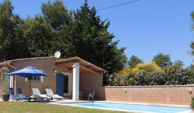 Beautiful House near Provence-Alpes-Riviera with garden