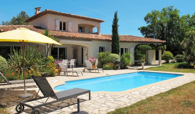 Holiday Home Les Piboules - LLI150