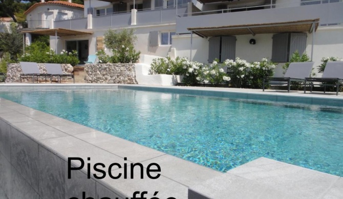 Home Cassis - Maison Mediterrannee - Piscine chauffée