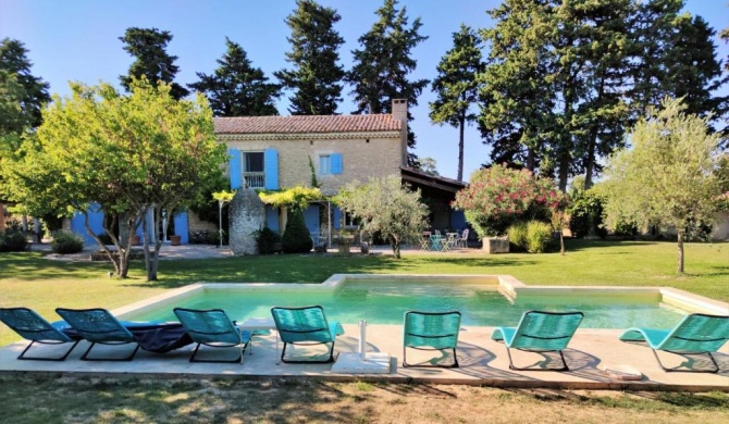 Très beau Mas Provençal avec Piscine Privée Chauffée située aux Vignères, en campagne proche de l'Isle sur La Sorgue au cœur du Luberon, 10 personnes, LS2-259 Alemando