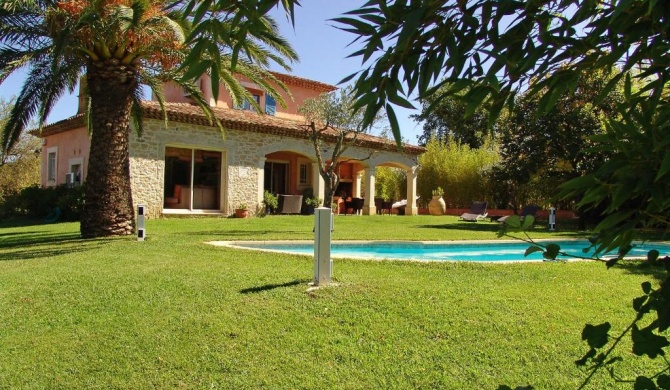 Holiday Home Villa Les Fourches