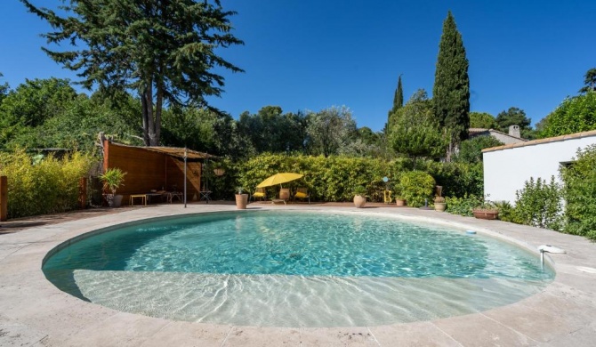 Homelly - Maison de charme avec piscine à Aix en Provence