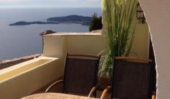 Romantic Hideaway Eze/ Monaco with spectacular sea view