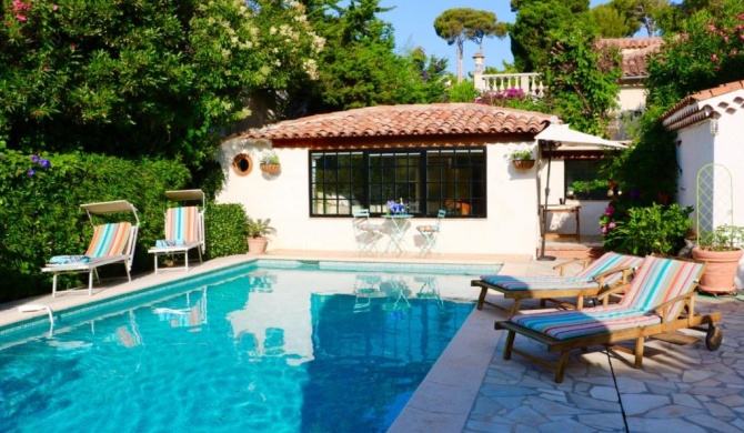 CAP ANTIBES Maisonette avec Piscine privative