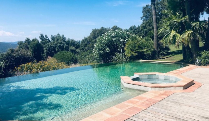 Private Sea-View Villa Saint-Tropez with Infinity Pool