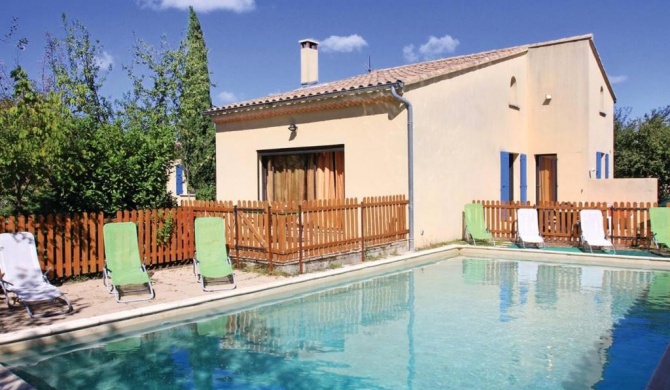 Villa de 4 chambres avec piscine privee jardin clos et wifi a Grillon