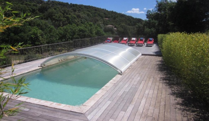 Belle villa 200m² Grimaud (flipers, babyfoot et piscine)