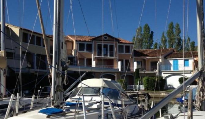 Romance in Port Grimaud