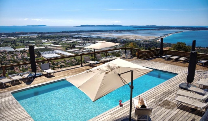 Propriété des Cistes - Magnifique vue panoramique sur la mer et sur l'Iles d'Hyères piscine privative