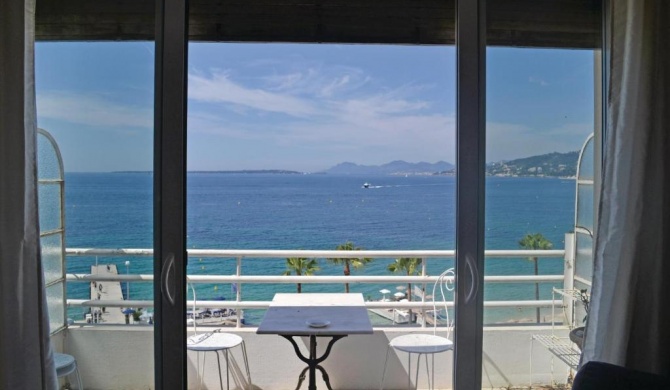 Apartment Juan les Pins with Sea View 08