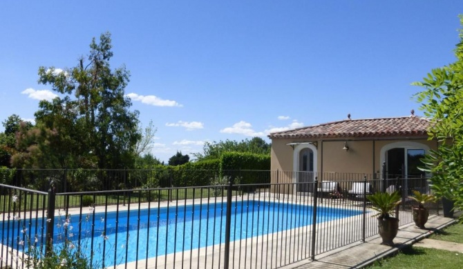 holiday home, L'Isle-sur-la-Sorgue