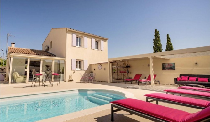 Villa de 3 chambres avec piscine privee jardin clos et wifi a L'Isle sur la Sorgue