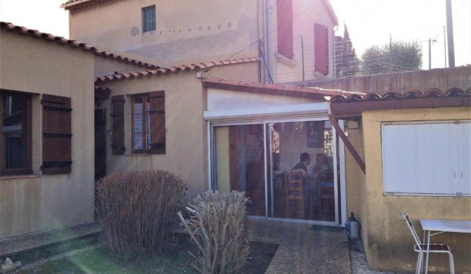 Maison d'une chambre avec vue sur la ville et jardin clos a La Ciotat a 2 km de la plage