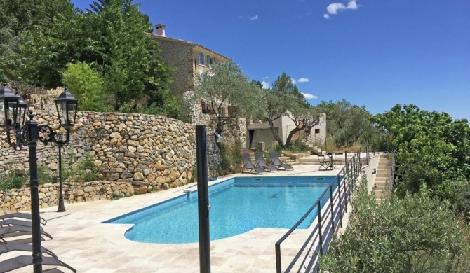 Beautiful Provencal villa with guest house and private pool panoramic view