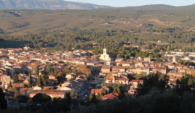 Aux Deux Cedres