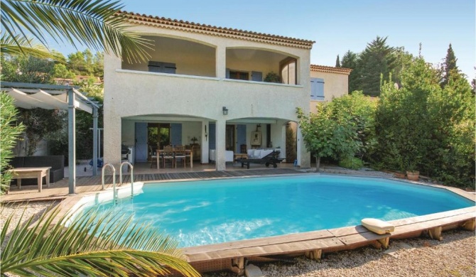 Four-Bedroom Holiday Home in Le Val