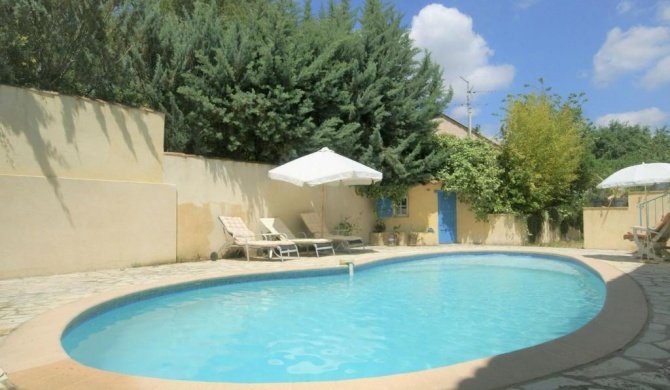 Spacious Holiday Home in Lorgues with Swimming Pool