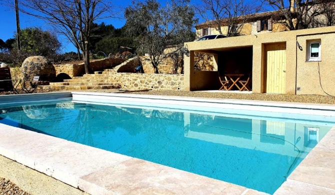 Bastide Bellugue Maison d'hôtes à 3 minutes de Lourmarin