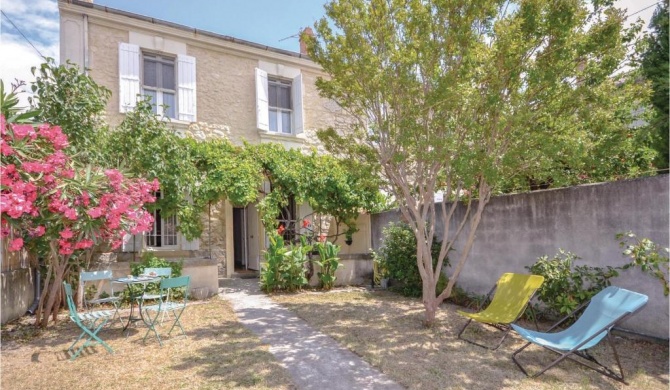 Four-Bedroom Holiday Home in Avignon